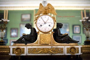 足球比赛围绕几经波折，争夺前四仍未定